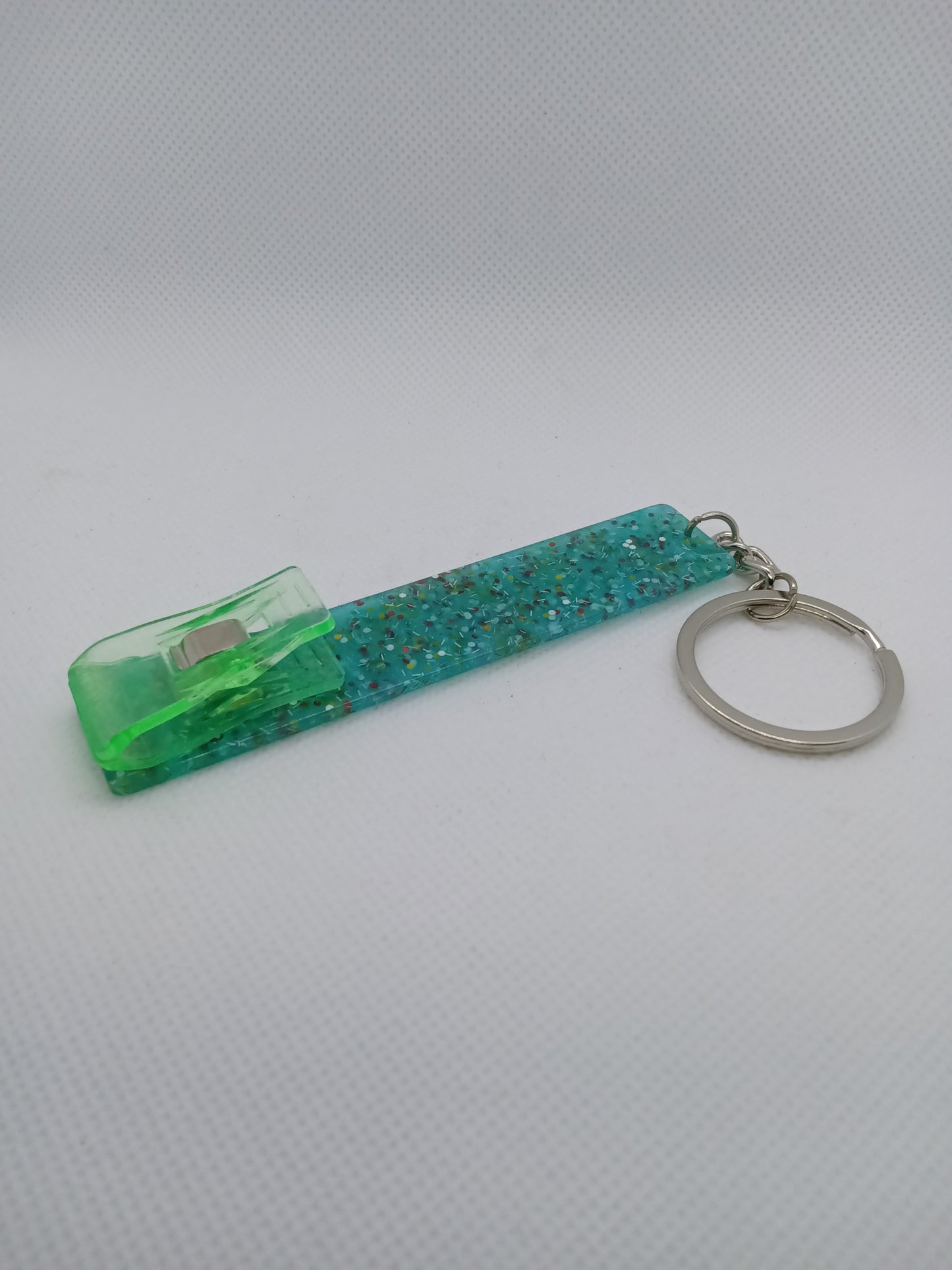 Card grabber(greenish)